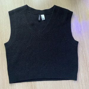 H&M sweater vest